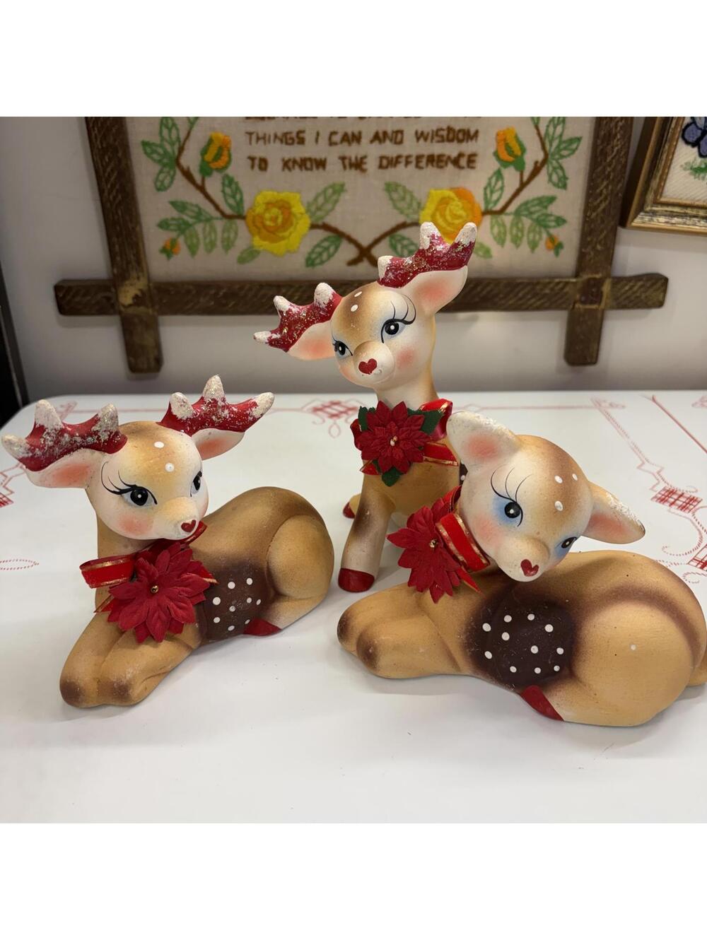 Kitsch bisque Christmas deer vintage 90’s